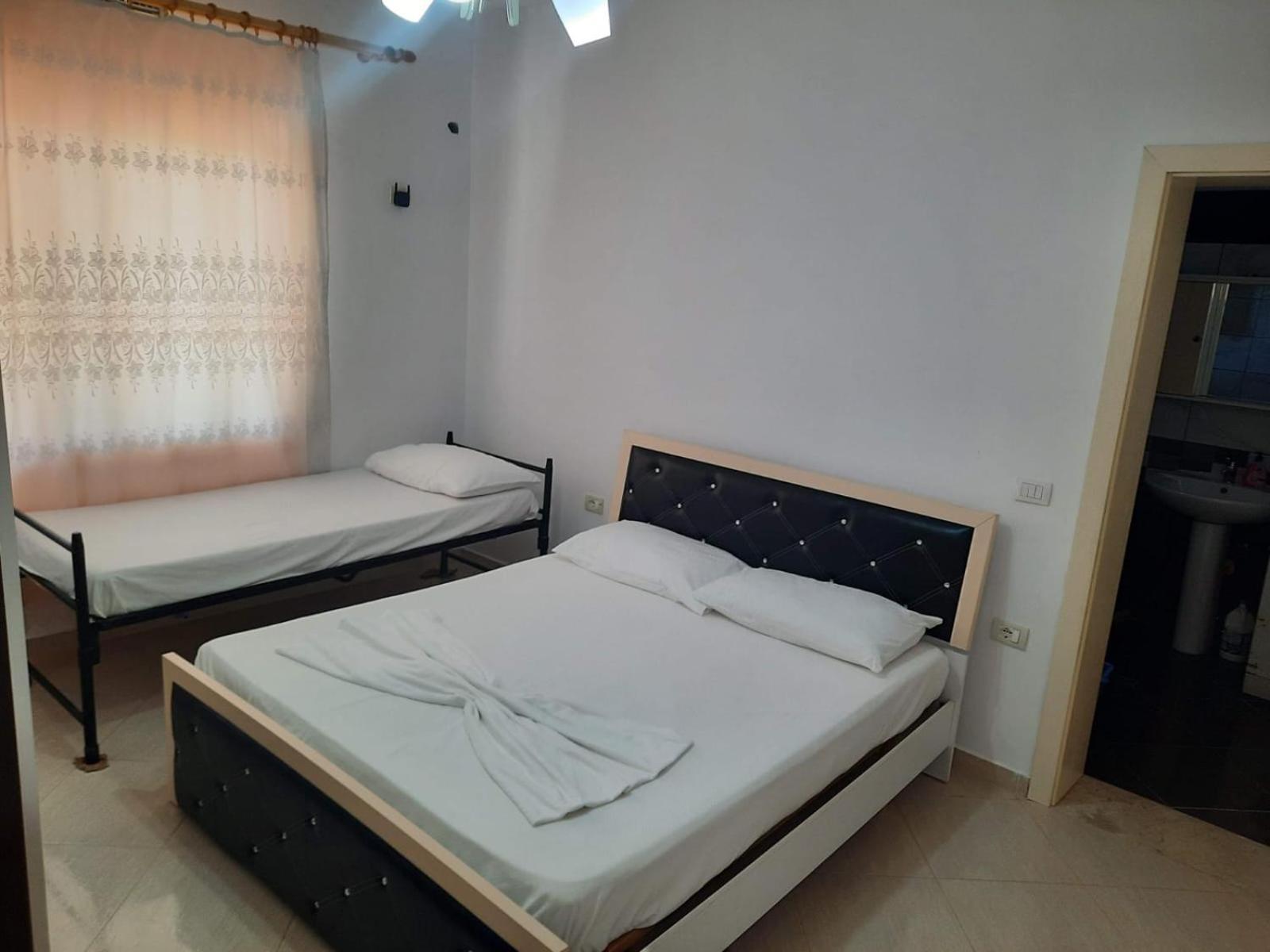 Flower Hill Vlorë Exterior foto
